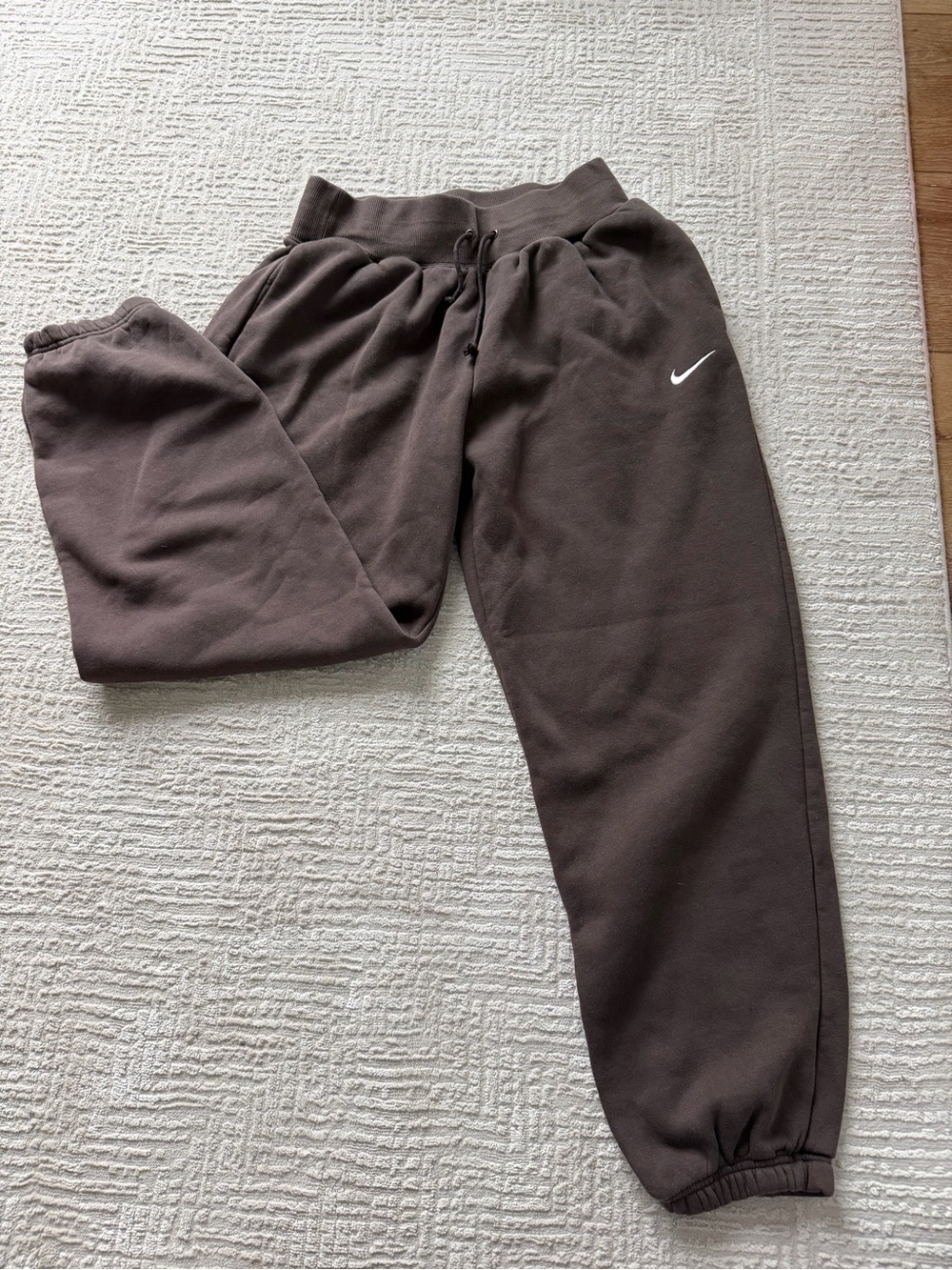 Nike Women’s Brown Jogger Sweatpants
